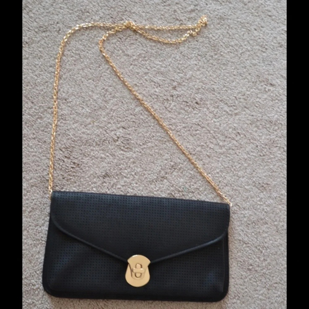 NWOT Urban expressions cross body bag
